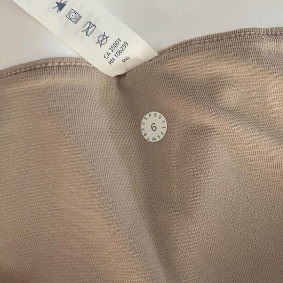 LULULEMON Mind Over Miles Short White Mesh Mid-Rise MR Shorts Hotty Speed VEUC - Picture 10 of 16